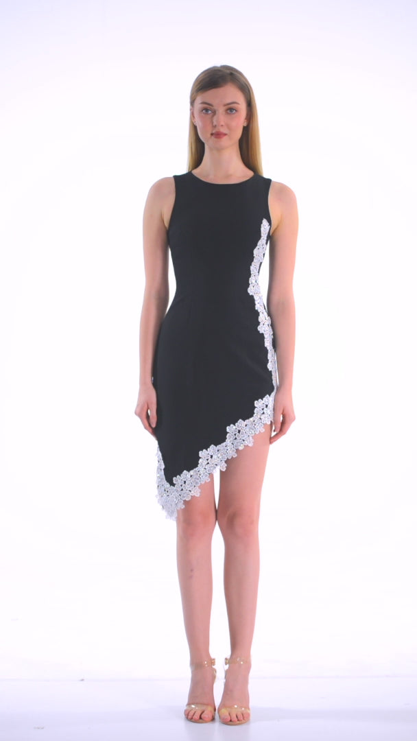 Amoura Dress
